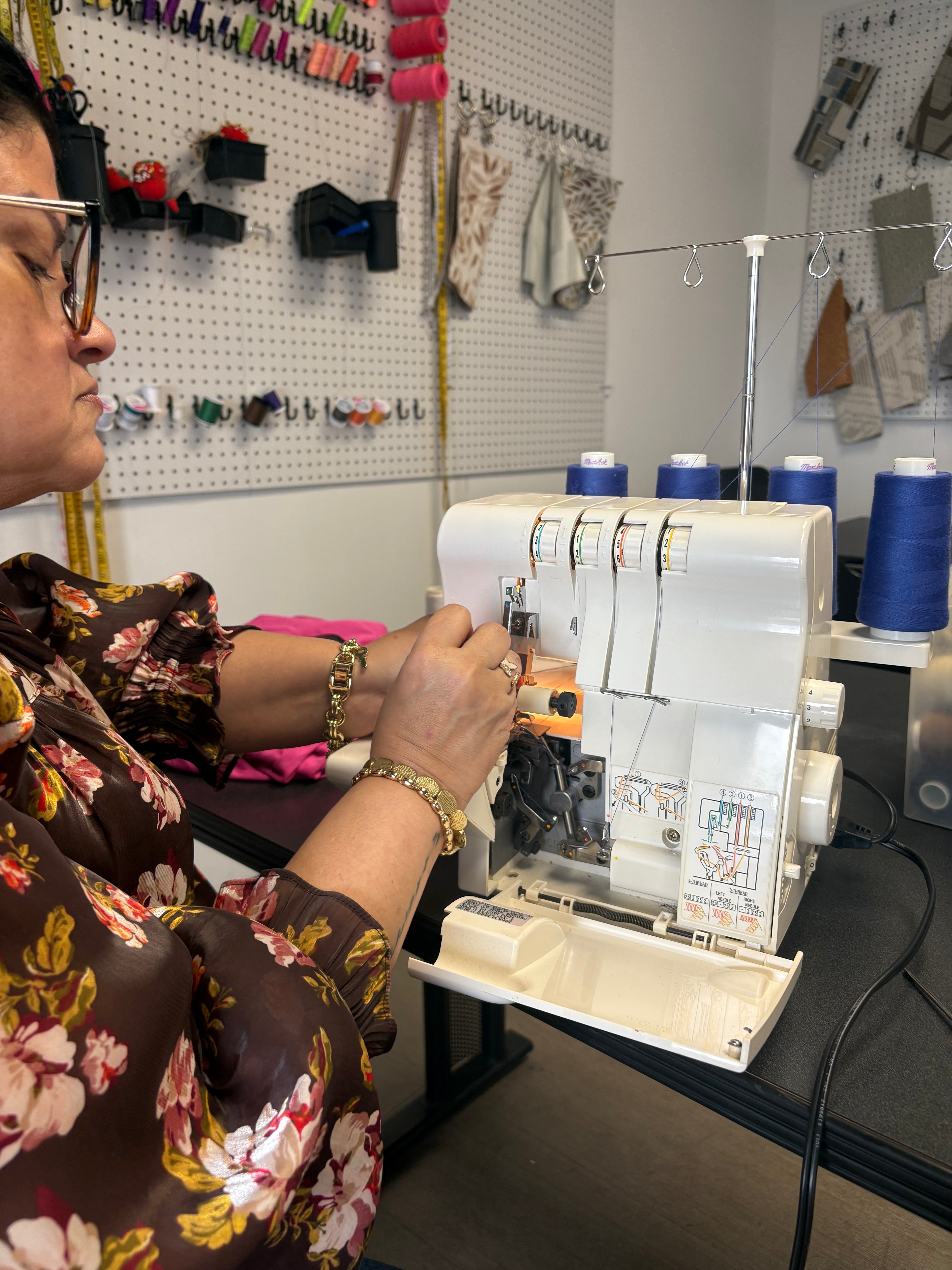MAKE YOUR OWN CLOTHES & TAILOR YOUR THREADS BUNDLE (Houston)